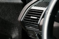 Difusor Halo montado en la rejilla de ventilación