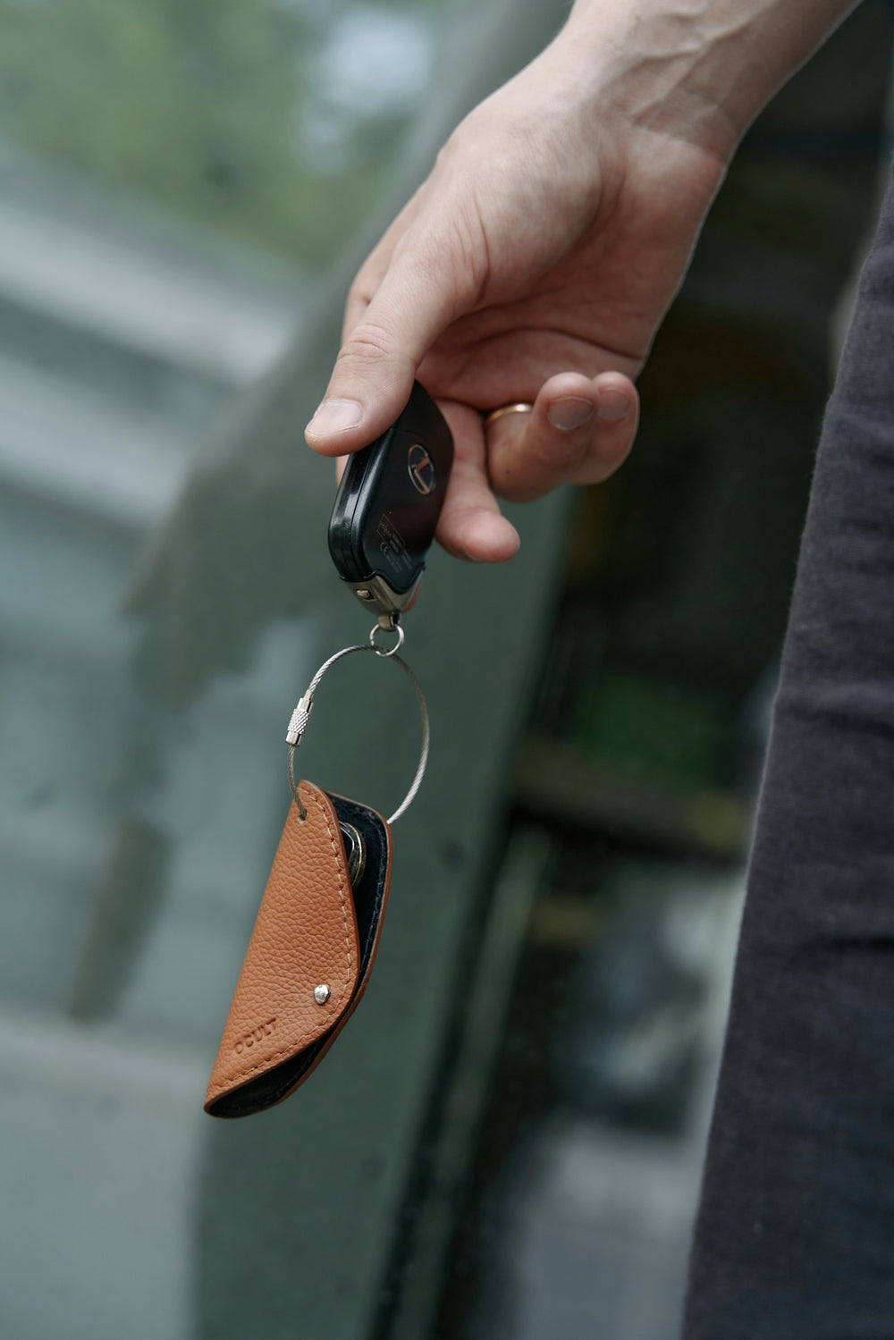 Vía · funda de llave en piel